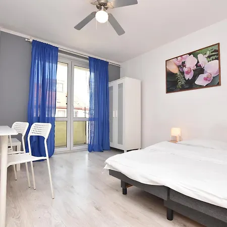 Апартаменты City Central Apartments Wroclaw Вроцлав
